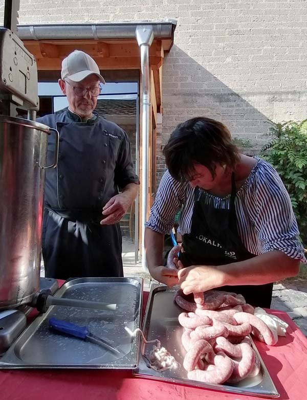 An der Wurstpresse - Rathausverein Oberwinter